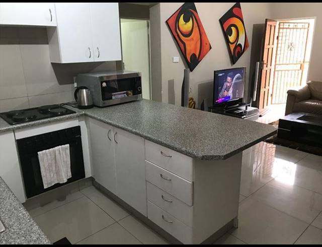 2 BEDROOM TOWNHOUSE FOR SALE IN TERENURE